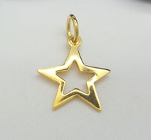 Load image into Gallery viewer, Gold plated 925 star charm - Eternalflow charms and Jewellery supplies
