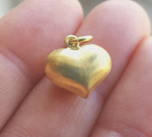 Load image into Gallery viewer, 14mm sand brushed gold heart charm - Eternalflow charms and Jewellery supplies

