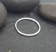 Load image into Gallery viewer, 14mm closed ring sterling - Eternalflow charms and Jewellery supplies
